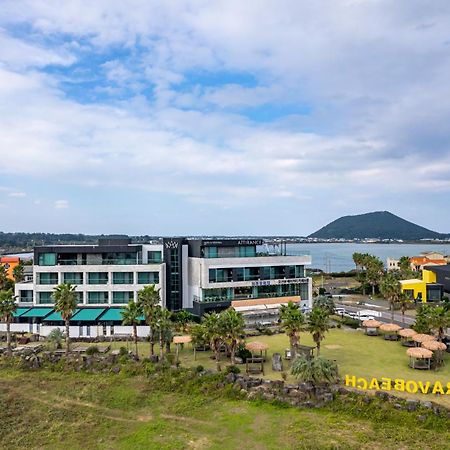 Jeju Attirance Hotel & Poolvilla Сеогвипо Екстериор снимка